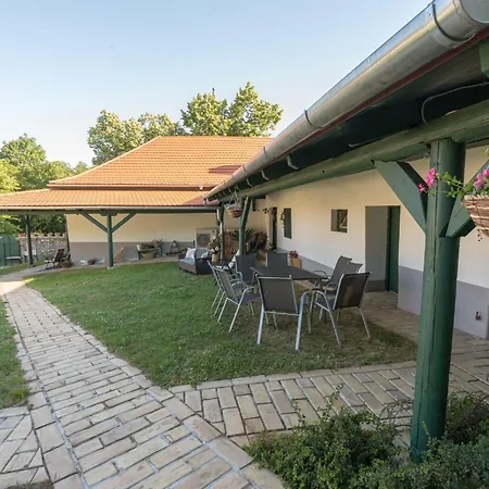 Maison d'hôtes Döbrögi Wellness