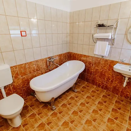 Döbrögi Wellness 3*
